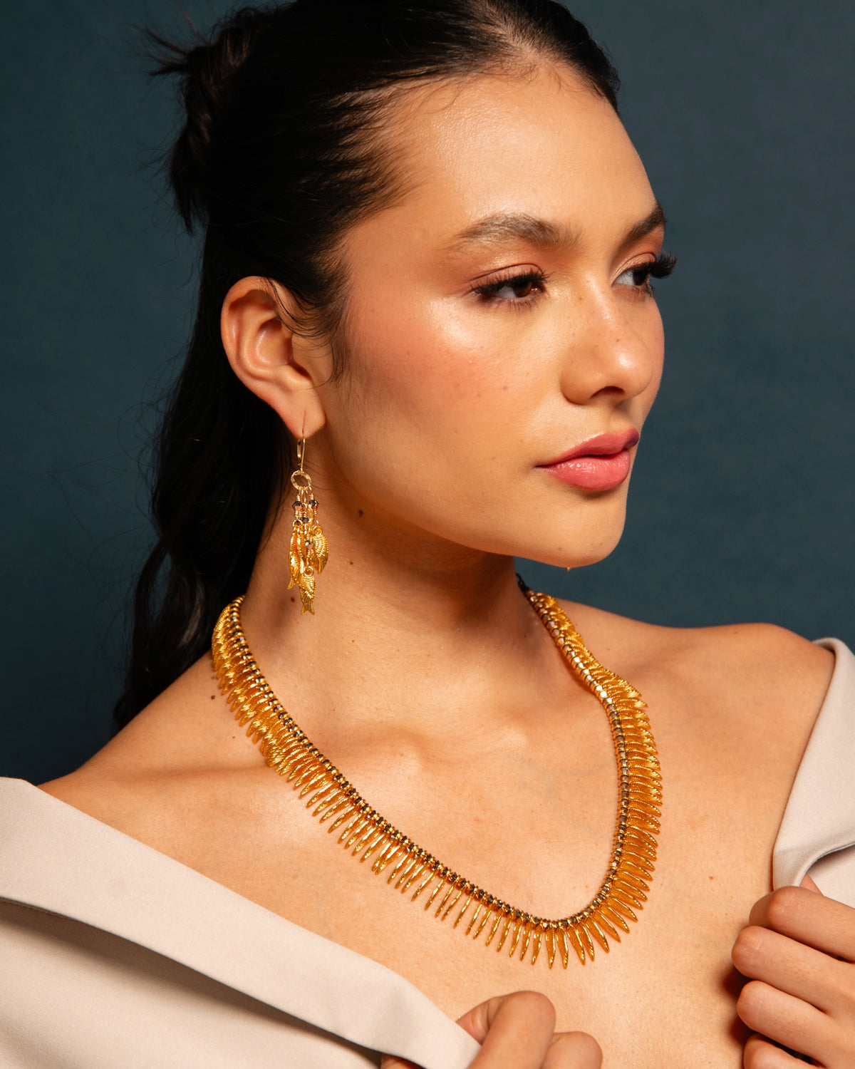 GABRIEL NECKLACE GOLD CRYSTAL